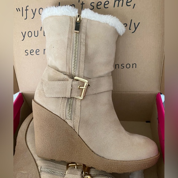 Women’s Taupe Shearling Wedge Booties - Picture 3 of 13